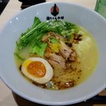 鶏ちゃん本舗 博多の華味鳥 - 鶏ちゃんの鶏白湯ソバ