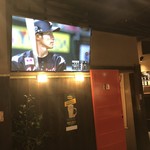 Amiyaki Izakaya Gakuya - 店内3カ所にテレビを設置しているのでスポーツ観戦も大丈夫です！