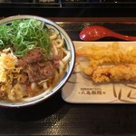 Marugame Seimen - 肉うどんの大と海老天とかしわ天
