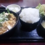 Shanhaitei - 豚角煮と豆腐煮込みライス大盛800円