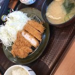 ごはん処 かつ庵 - ロースカツ定食