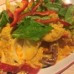 タイ田舎料理 クンヤー - プーニムパッポンカリー（ソフトシェルクラブのカレー玉子炒め）