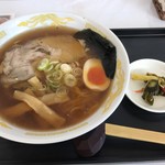 庄内おばこの里　「こまぎ」 - 料理写真:らーめん700円