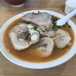 麺や二代目 夜来香 - 辛味噌ラーメン、チャーシュー追加！