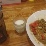 しまや - 飲むヨーグルトを忘れずに