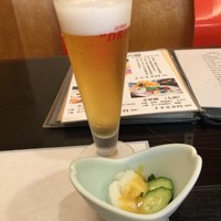 割烹 かじ 本店 - ビールとお通し
