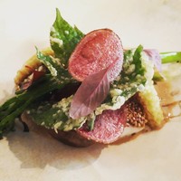 楽の蔵　レストランChez tomo. - お魚料理はニザダイの白胡麻焼きとコチのポワレ。赤海老のアメリケーヌソースが濃厚で美味しかったです。お野菜も種類もたくさんで嬉しい。