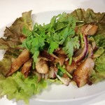 バーン・タム - ヤムムーヤーン