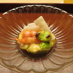 先付　車海老　白芋茎　蓮根　一寸豆　黄味酢和え