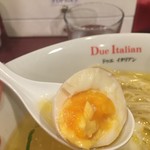 黄金の塩らぁ麺　ドゥエイタリアン - 