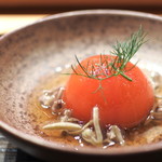 肉割烹 上 - 高知県トマト 秋田県蓴菜