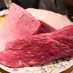 熟成和牛焼肉エイジング・ビーフ - 見せ肉