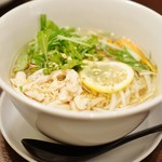 謝朋殿 粥餐庁 - シャッキリ野菜の蒸し鶏のフォー