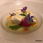 カーサ・デル・チーボ - ブラッティーナチーズと夏野菜の冷たいズッパ