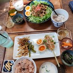 コメルコメル - 出揃ったところ