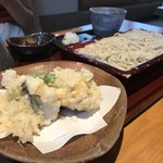 鱧の天ぷら　　冷たいお蕎麦　　　　1960円