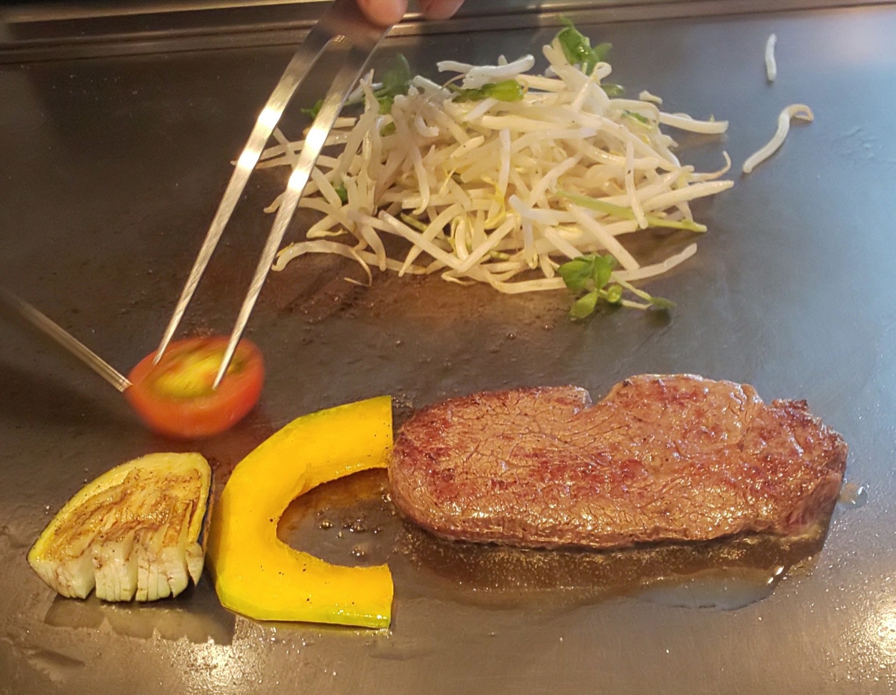 鉄板焼 ツキノウサギ name=