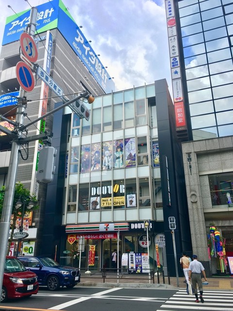 セブン‐イレブン　津田沼駅北口店>