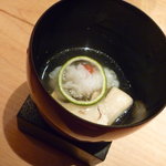 Gionokumura - 御椀　ハモと松茸のお吸い物。