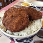 敦賀ヨーロッパ軒 - パリ丼アップ ど迫力です！