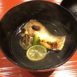 肉屋 雪月花 NAGOYA - 飛騨白川の鮎 下に松阪牛わ敷いた椀もの