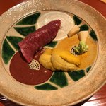 肉屋 雪月花 NAGOYA - ハネシタを赤酢のシャリで握った寿司と雲丹