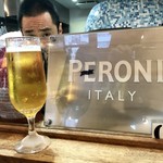 Pizzeria PariarE - PERONIが入っている店は少ないよ