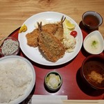 西一条 魚金 - イワシフライ定食