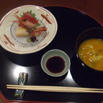 界 松本 - 御造り　甘海老、マグロ　　　御椀　南京摺り流し
