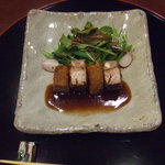 界 松本 - 揚げ物　豚角煮の衣揚げ　ラベンダー風味のソース　サラダ添え