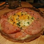 原価ビストロBAN！ - ガレットサラザンピザ