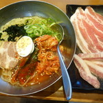 Yakiniku Genki Ichiban - 冷麺、豚トロ、豚バラ