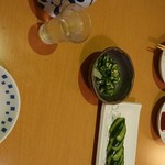 Torinokura - 桜雪 日本、オクライカ、キュウリの一本漬け