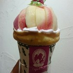 クレープリー チロル - 浅間白桃7月限定クレープ￥1300