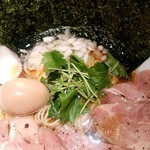 麺屋 ねむ瑠 - 赤鶏と蛤の淡麗具だくさん特製