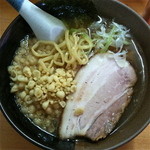 春紀 - たぬきらーめん（￥590→現在￥650）90点2011/5/30訪問