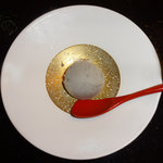 鮨でですけ - でですけ特製：黒ゴマ・アイス