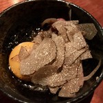 よろにく - 名物のたっぷりトリュフのすき焼き