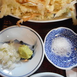 鯨荘 塩町館 - 葱天せいろそば(薬味）