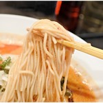 麺屋 愛心 - ウマウマ低加水麺。