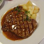 ビストロ プペ - 牛リブロースステーキ。ビストロプベ(愛知県岡崎市)食彩品館.jp撮影