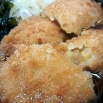 名代 箱根そば - よほど気を付けて見ないとカレー味とはわからん