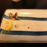 おすし家のいらぶ - 鮎は丸齧り！飾り塩の部分は残す