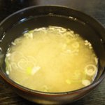 おすし家のいらぶ - アサリの味噌汁