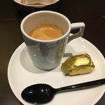 銀座 六覺燈 - カフェとチョコ（グラッパ入り）