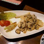 旬の一Bon - ホワイトアスパラグリ八幡平マッシュルームソース