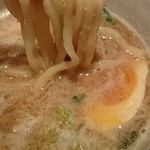 麺dining 月乃家 - 全粒粉の中太麺