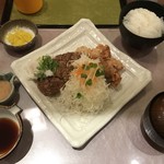 Kanzashi - おろしハンバーグ・若鶏の唐揚げ定食（1,030円）_2018年7月