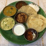 南印度ダイニング - ベジタリアンミールス