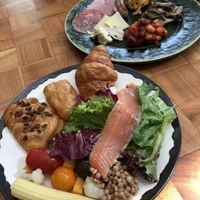 ザ タヴァン グリル＆ラウンジ - 